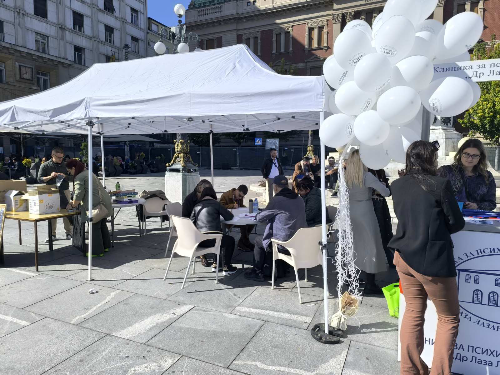Reporter Danasa na skriningu mentalnog zdravlja na Trgu republike: Odgovor jedne gospođe savršeno opisuje stanje u kojem je Srbija 5 Reporter Danasa na skriningu mentalnog zdravlja na Trgu republike: Odgovor jedne gospođe savršeno opisuje stanje u kojem je Srbija 5