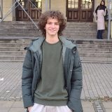 „Hteo je da bude fudbaler, a sada je ‘Hajduk u Beogradu’: Razgovarali smo sa Todorom Jovanovićem, dečakom iz Kragujevca koji osvaja film“ 6