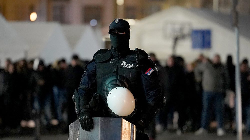 Pokret Bravo podnosi prijavu protiv pripadnika Žandarmerije koji je udario ženu u Novom Sadu 6