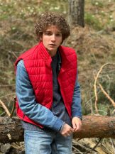 „Hteo je da bude fudbaler, a sada je ‘Hajduk u Beogradu’: Razgovarali smo sa Todorom Jovanovićem, dečakom iz Kragujevca koji osvaja film“ 2