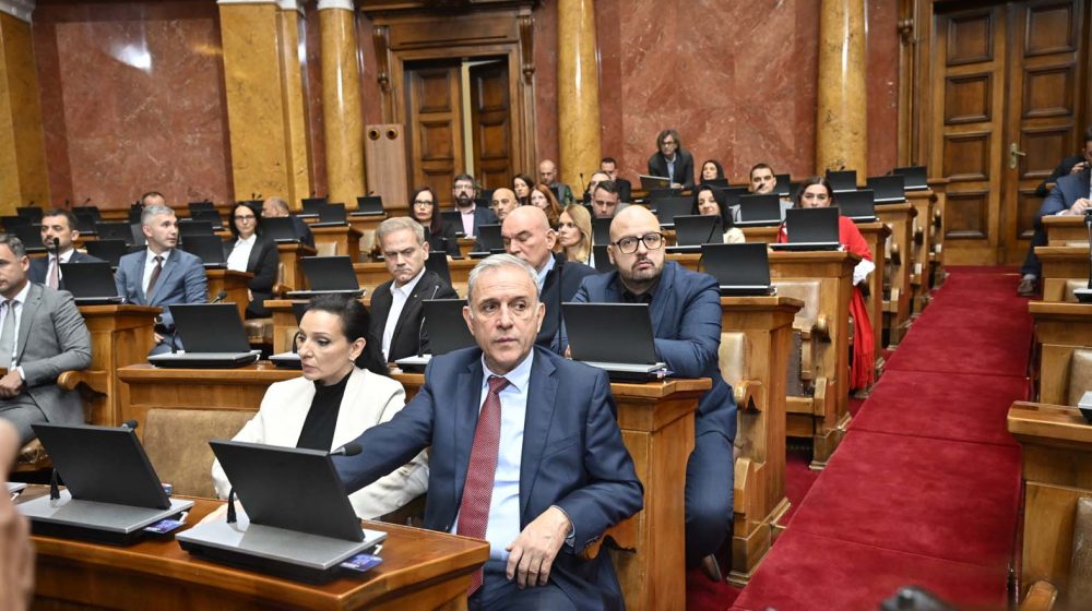 Odloženo razmatranje kazni Mariniki Tepić i Zdravku Ponošu 10