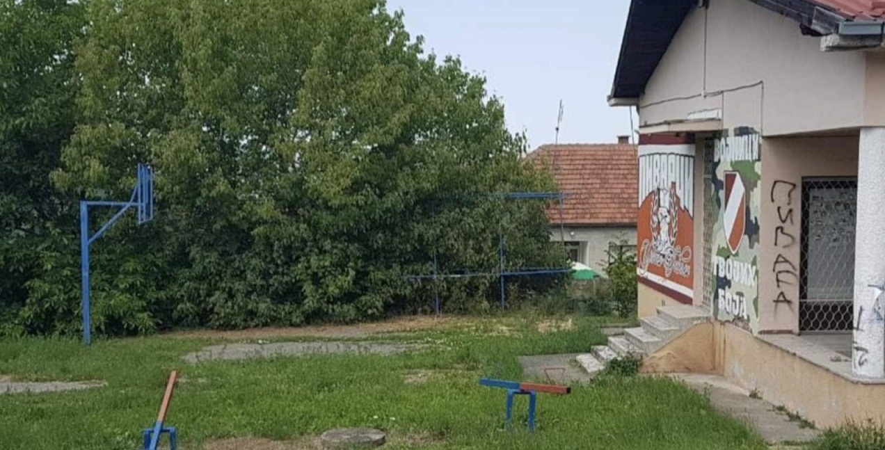 Kad nam Ćaci par lopata asfalta nabaci: Fenomen obnovljenog košarkaškog igrališta bez koša na kragujevačkoj Pivari (FOTO) 4