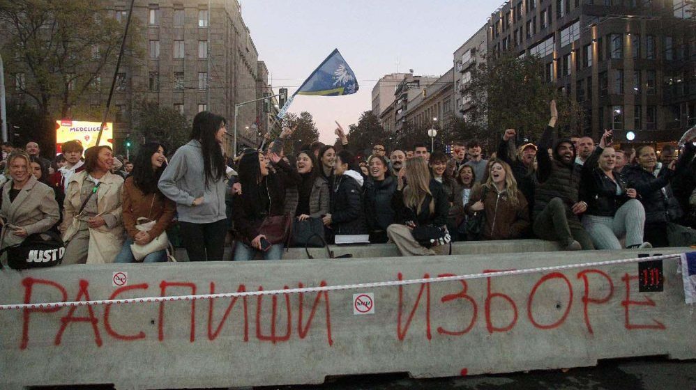 Čak i sakupljanje potpisa za izbore ne okuplja: Da li je brod saradnje studenata i opozicije otplovio? 9