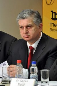 Predsednik Romske partije Srđan Šajn izjavio je danas da Evropska unija (EU) ne treba da razmatra otvaranje Klastera 3 u pristupnim pregovorima sa Srbijom dok se u Srbiji ne obezbede uslovi za slobodan i bezbedan rad novinara.