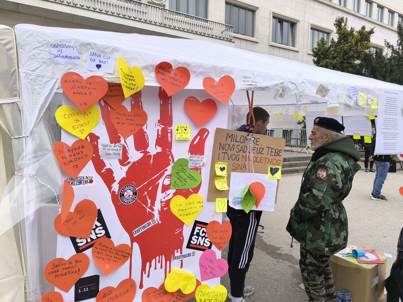 Četvrti dan štrajka glađu Jaćimovića: Molio sam Milana da prekine, on je moje dete i duša mi se cepa 4
