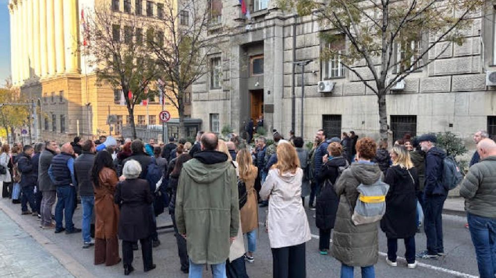 Peta beogradska gimnazija izlazi iz blokade u ponedeljak 1