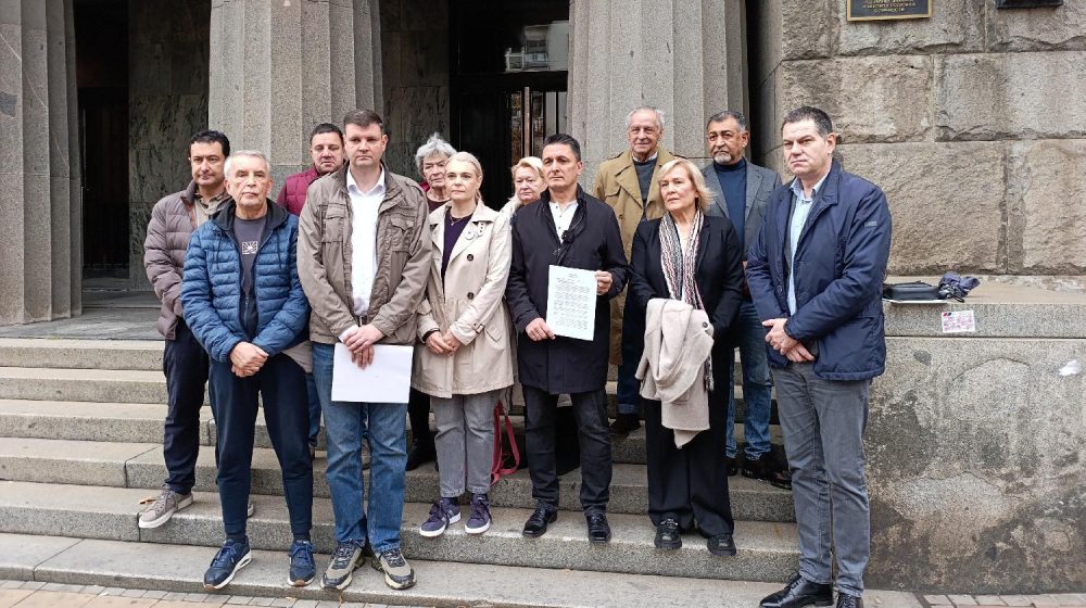 DS podneo Ustavnom sudu inicijativu za ocenu ustavnosti zakona o Generalštabu 1