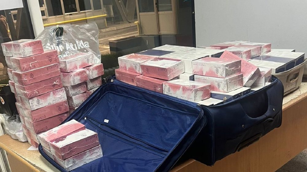 Na Gradini zaplenjeno 230 pakovanja preparata za mršavljenje (FOTO) 9