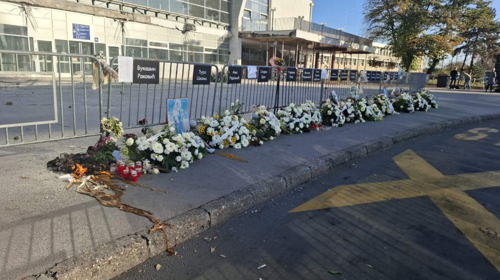 "A ko će nego studenti? Doviđenja do oslobođenja": U Zagrebu skup solidarnosti sa studentima u Novom Sadu 1