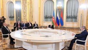 Napetosti zbog uništenja azerbejdžanskog civilnog aviona ruskom raketom, oprezno približavanje između Jermenije i Turske, kao i sve konfrontacijski stav Gruzije prema Evropskoj uniji (EU), odražavaju tektonske promene na južnom Kavkazu.