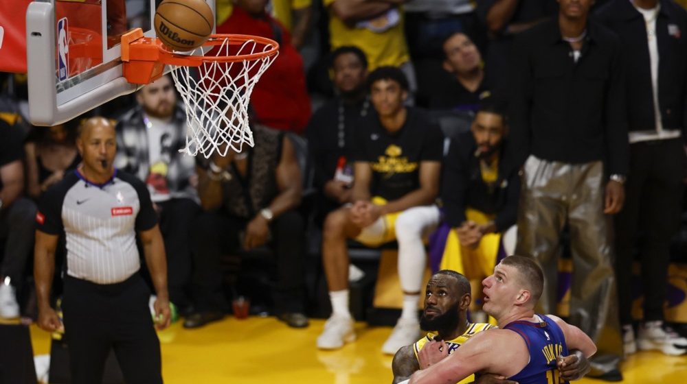 Lebron Džejms i Nikola Jokić