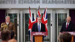 Britanska vlada pokazuje se nesposobnom da odbranu zemlje postavi kao hitan prioritet, čak i dok se ruski rat iz senke Evrope intenzivira.