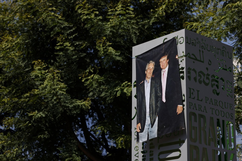 Vašington u stanju pripravnosti zbog slučaja Epstin: Kako Tramp može da se izvuče iz blata? 2