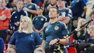 (VIDEO) Ludnica u Škotskoj: Makazice i gol sa centra za plasman na Mundijal posle 28 godina 1