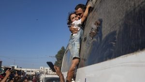 "Gde nije bilo kamera bilo je mesto brutalnosti": Džulijan Borger prenosi ispovest palestinskog pisca koji je 32 godine proveo u izraelskom zatvoru 1