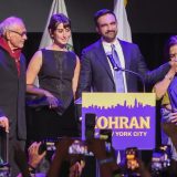 "Umetnica koja je Mamdanija upoznala preko dejt aplikacije": Ko je Rama Duvadži, prva dama Njujorka? (FOTO,VIDEO) 5