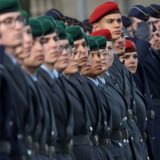 "Sve se promenilo 1999. jer je Srbija planirala "novi Aušvic" na Kosovu": Analiza povodom uvođenja vojnog roka u Nemačkoj 4