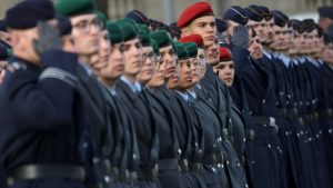 "Sve se promenilo 1999. jer je Srbija planirala "novi Aušvic" na Kosovu": Analiza povodom uvođenja vojnog roka u Nemačkoj 15