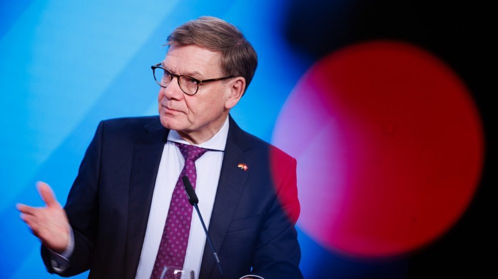 Vadeful u Podgorici: Očekujem nastavak reformi kao preduslov ka napretku ka članstvu u EU 12