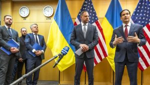 Američki zvaničnik rekao je danas za CBS News da je ukrajinska vlada „pristala na mirovni sporazum“ koji je posredovala Trampova administracija, a koji bi trebalo da zaustavi skoro četvorogodišnji ruski napad.