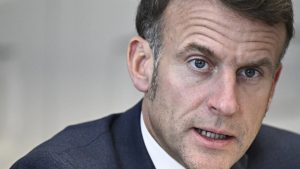 Predsednik Francuske Emanuel Makron rekao je posle videokonferencije takozvane "koalicije voljnih" koja okuplja oko 30, uglavnom evropskih zemalja da su oni spremni da pruže "bezbednosne garancije" Kijevu, ako se zaključi primirje ili postigne mirovni sporazum sa Moskvom.