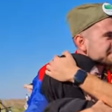 Tek će da se grle šajkača i hidžab 2