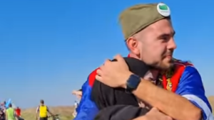 Tek će da se grle šajkača i hidžab 16