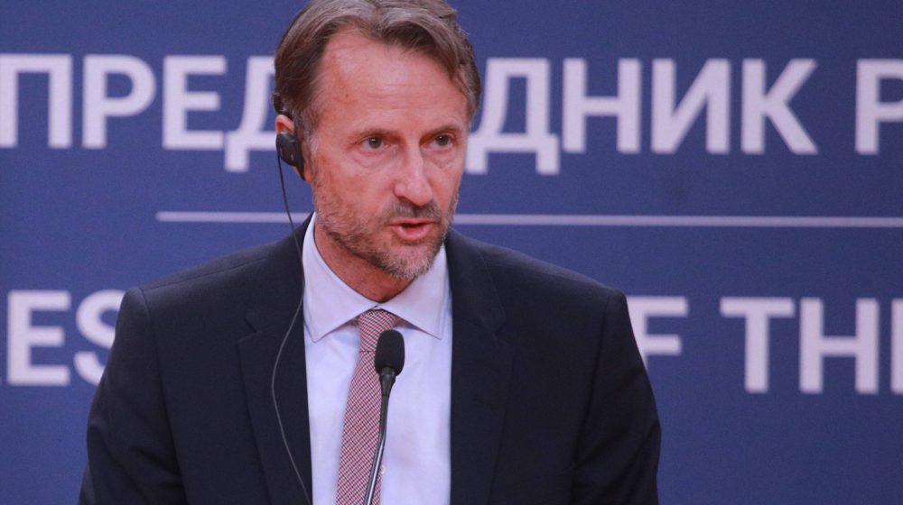 Bekerat: Mogući negativni efekti uredbe o ograničavanju trgovinskih marži 9