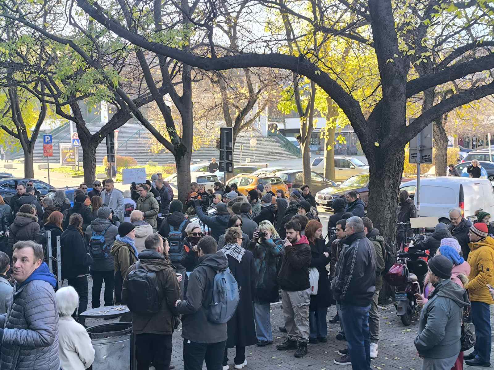Kako je protekao početak suđenja novosadskim aktivistima: Odložen glavni pretres, sud odbio da se suđenje tonski snima (FOTO; VIDEO) 2
