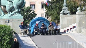 Poslanik Uglješa Mrdić koji štrajkuje glađu od 31. oktobra, prevezen u Urgentni centar 1