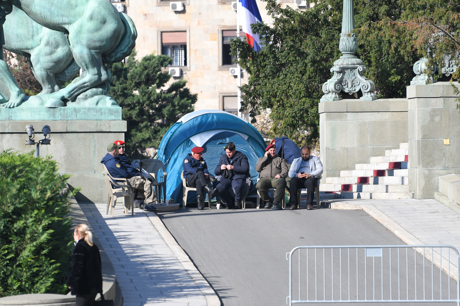 Ko je sve u Srbiji štrajkovao glađu: Od Vuka Draškovića do Dijane Hrke 2