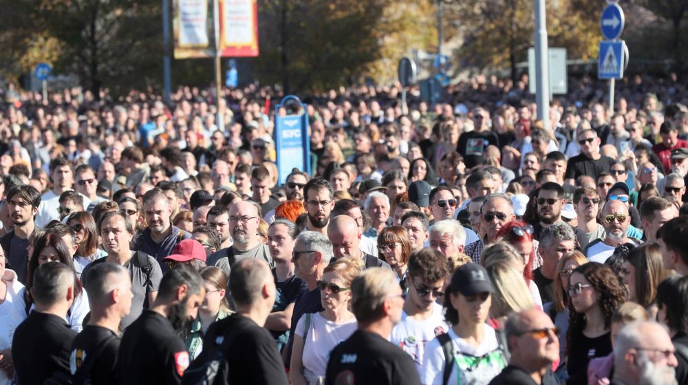 Dojče vele o Novom Sadu: Tuga se pretvarala u bes, pa u pitanje – zašto? 1