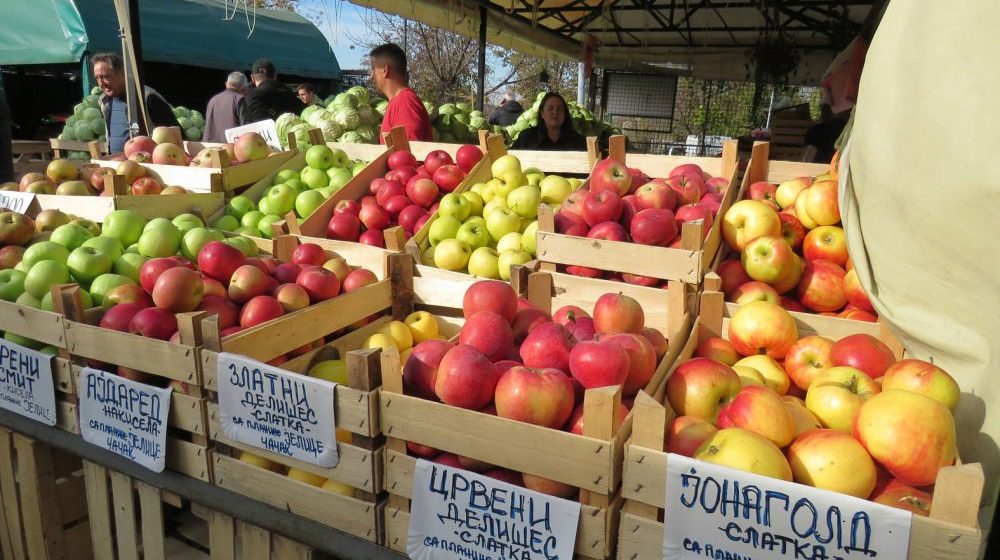 Radno vreme pijaca tokom praznika 8