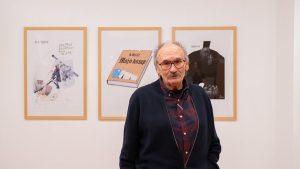 Specijalno vođenje kroz aktuelnu izložbu „Odbrojavanje“ uz jednog od naših najznačajnijih karikaturista i ilustratora, Dušana Petričića, biće održano ovog vikenda, u subotu i nedelju, 22. i 23. novembra od 18 sati u u prostoru M90 - Muzeju devedesetih (Kneza Miloša 3, na spratu).