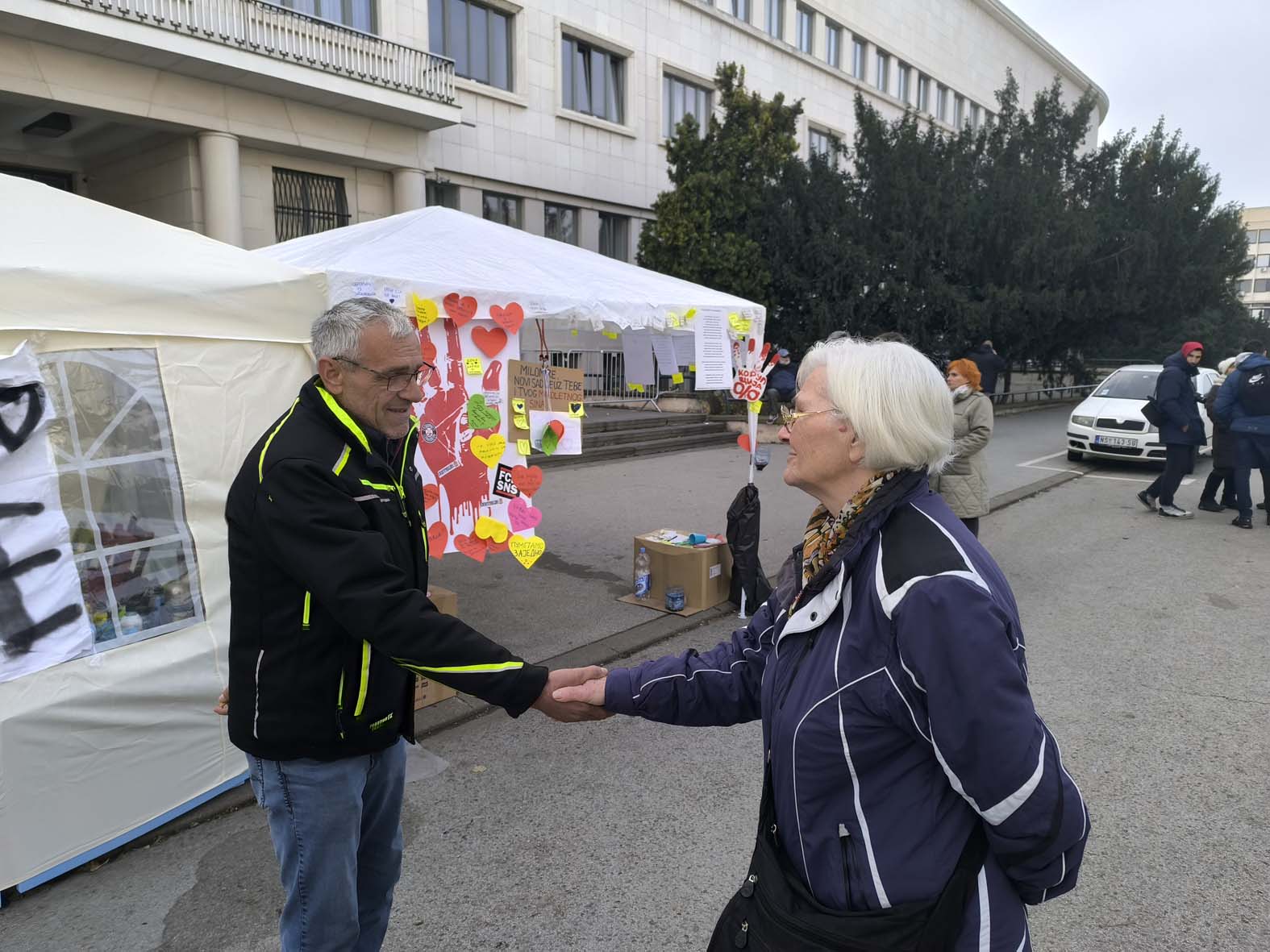 Četvrti dan štrajka glađu Jaćimovića: Molio sam Milana da prekine, on je moje dete i duša mi se cepa 6