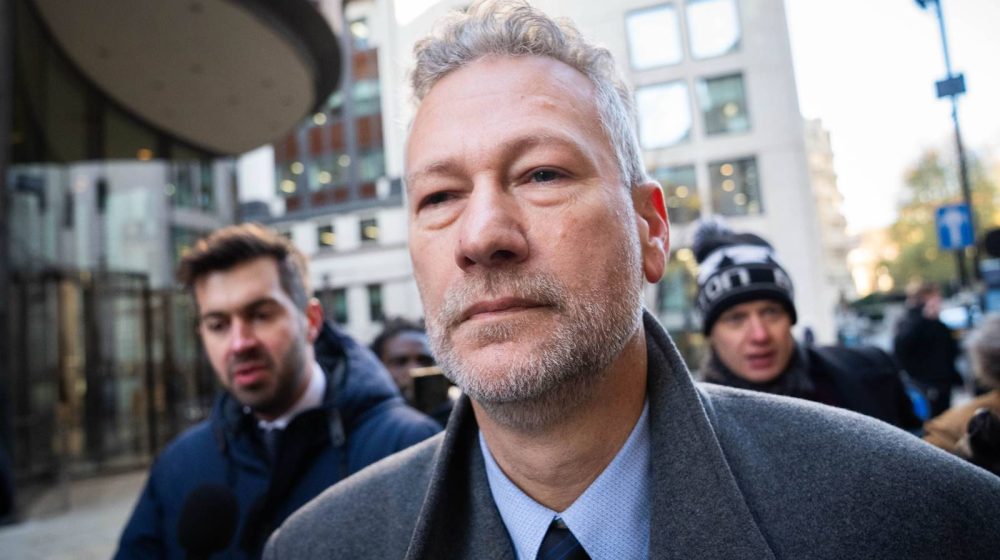 Nejtan Gil, bivši evroposlanik