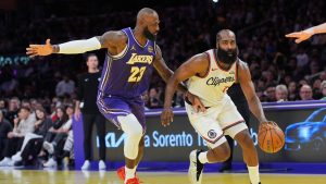 Košarkaši Vašingtona prekinuli su niz od 14 uzastopnih poraza u NBA ligi, pošto su prošle noći na svom terenu pobedili Atlantu sa 132:113.