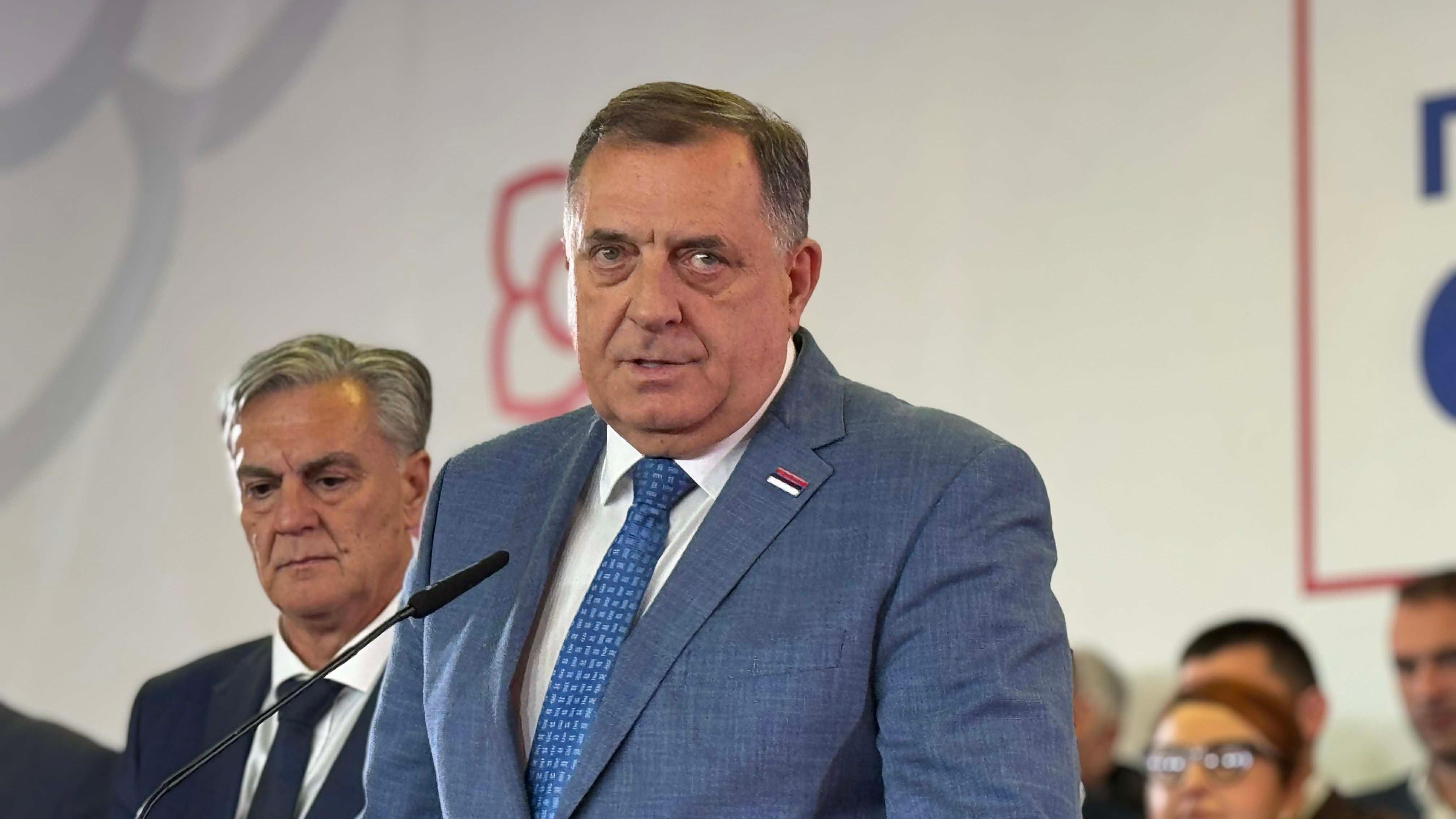 Predsednički izbori u Republici Srpskoj: Tesna pobeda Dodikovog kandidata, opozicija tvrdi da su pokradeni 1 Dodik i Karan