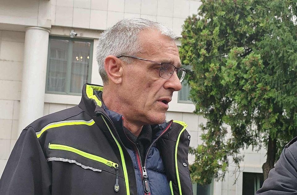 Dijana Hrka primila infuziju u bolnici, ne odustaje od štrajka glađu 3 Autoprevoznik Milomir Jaćimović