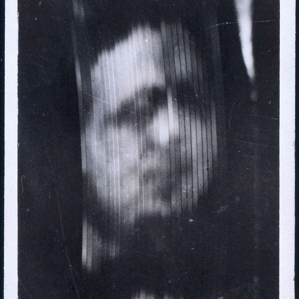 Najranije televizijske slike ljudskih lica bile su „veoma grube“ i „nejasne“