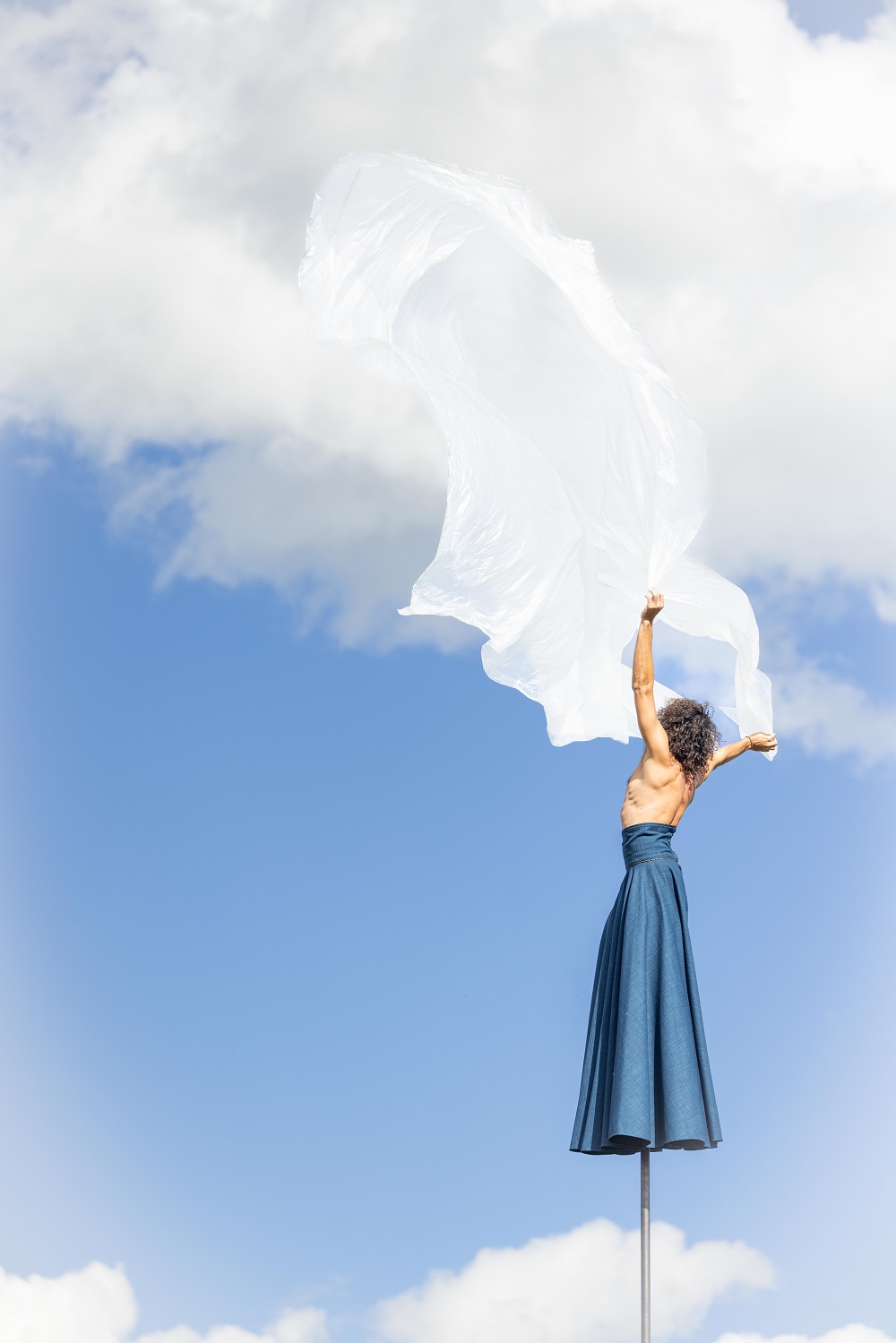 Neponovljiv komad "RoZeO" na visini od preko 12 metara na 23. Beogradskom festivalu igre 1