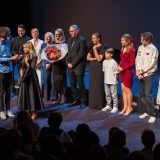 belo se pere na devedeset