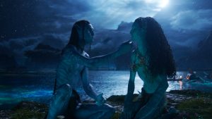 Legendarni filmski stvaralac Džejms Kameron vraća se u zadivljujući svet Pandore sa svojim najnovijim nastavkom filma "Avatar: Vatra i pepeo", impresivnom avanturom o marincu koji je postao vodeći lik čuvenog vanzemaljskog naroda Na'vi.