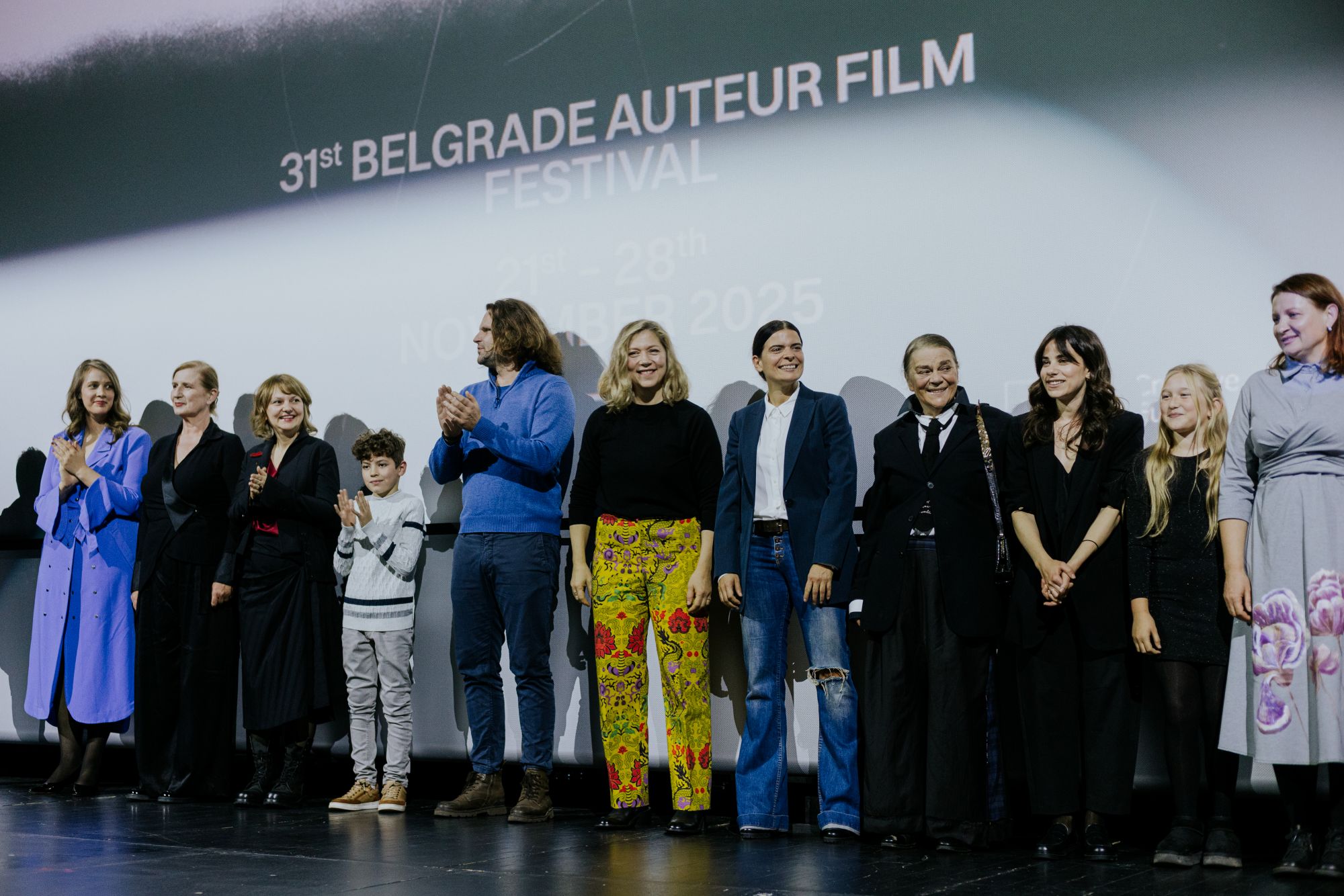 Premijerom filma „Kako je ovde tako zeleno?“ Nikole Ležaića počeo 31. Festival autorskog filma 3 Premijerom filma „Kako je ovde tako zeleno?“ Nikole Ležaića počeo 31. Festival autorskog filma 2