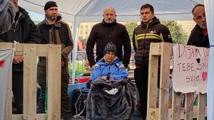 Dijana Hrka u vidno lošem stanju: Protest profesora, studenta i građana ispred Skupštine (FOTO;VIDEO) 1