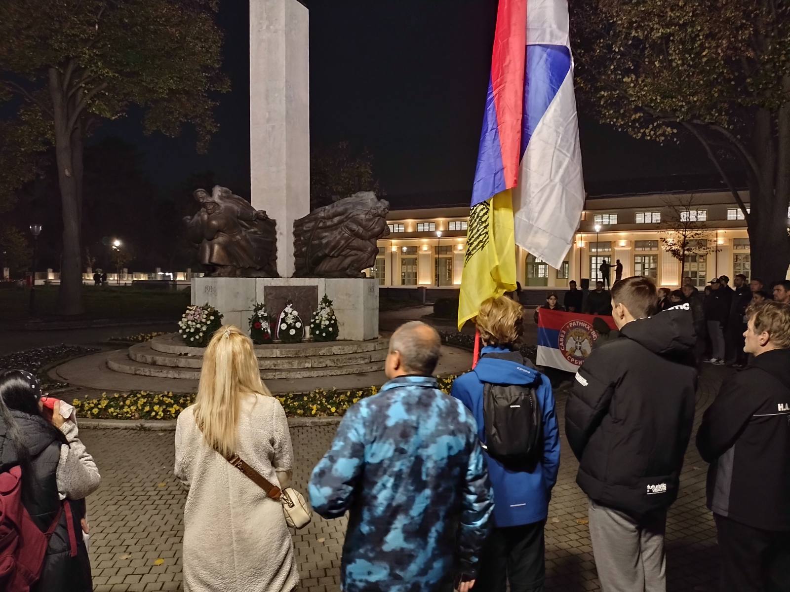 "Čuvajmo sećanje na istoriju i hrabrost naših predaka": U Kragujevcu održan protest na Dan primirja (FOTO; VIDEO) 5