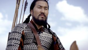 Mongoli su vekovima živeli kao nomadi. Njihova ogromna zemlja, puna travnatih ravnica i stepa, prostirala se između Kine i Rusije. Mongolski klanovi su se stalno selili unutar nje, a da ni ne pominjemo koliko vremena su provodili u osvajanjima van zemlje. Takvim ljudima nije bio potreban stalni dom, zar ne? Netačno. Njihov najpoznatiji vođa, Džingis Kan, osnovao je nekoliko gradova koji su posle zaboravljeni.