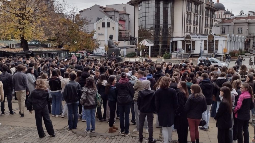 Maturanti Prve kragujevačke gimnazije pozivaju na protest podrške Jaćimoviću: Šetnja od Đačkog trga do Autobuske stanice 12