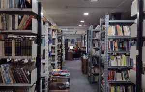  

Ove godine obeležava se 120 godina od rođenja Vladana Desnice (1905-1967). Tim povodom u Narodnoj biblioteci „Vuk Karadžić” u Kragujevcu večeras se održava predstavljanje monografije Vladana Bajčete „Proljeća Vladana Desnice: Epistolarna biografija”. Početak večeri je u 18 sati.