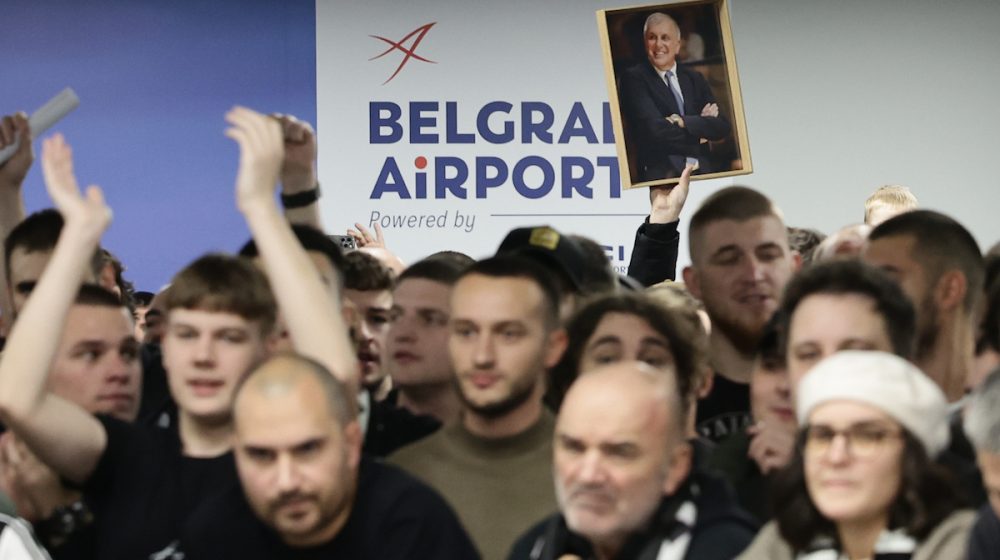 Legenda Crvene zvezde na dočeku Željku Obradoviću (FOTO) 1